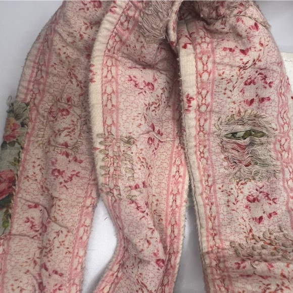 Magnolia Pearl European Cotton Floral SHAE Suspenders with Metal Clips - Picture 3 of 6